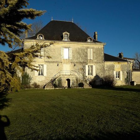 Chateau De Varaize Экстерьер фото